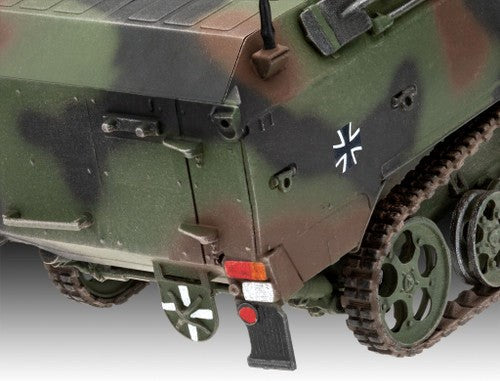 Revell 03336 1/35 WIESEL ALL WHEEL ASSAULT VEHICLE (8346762051821)