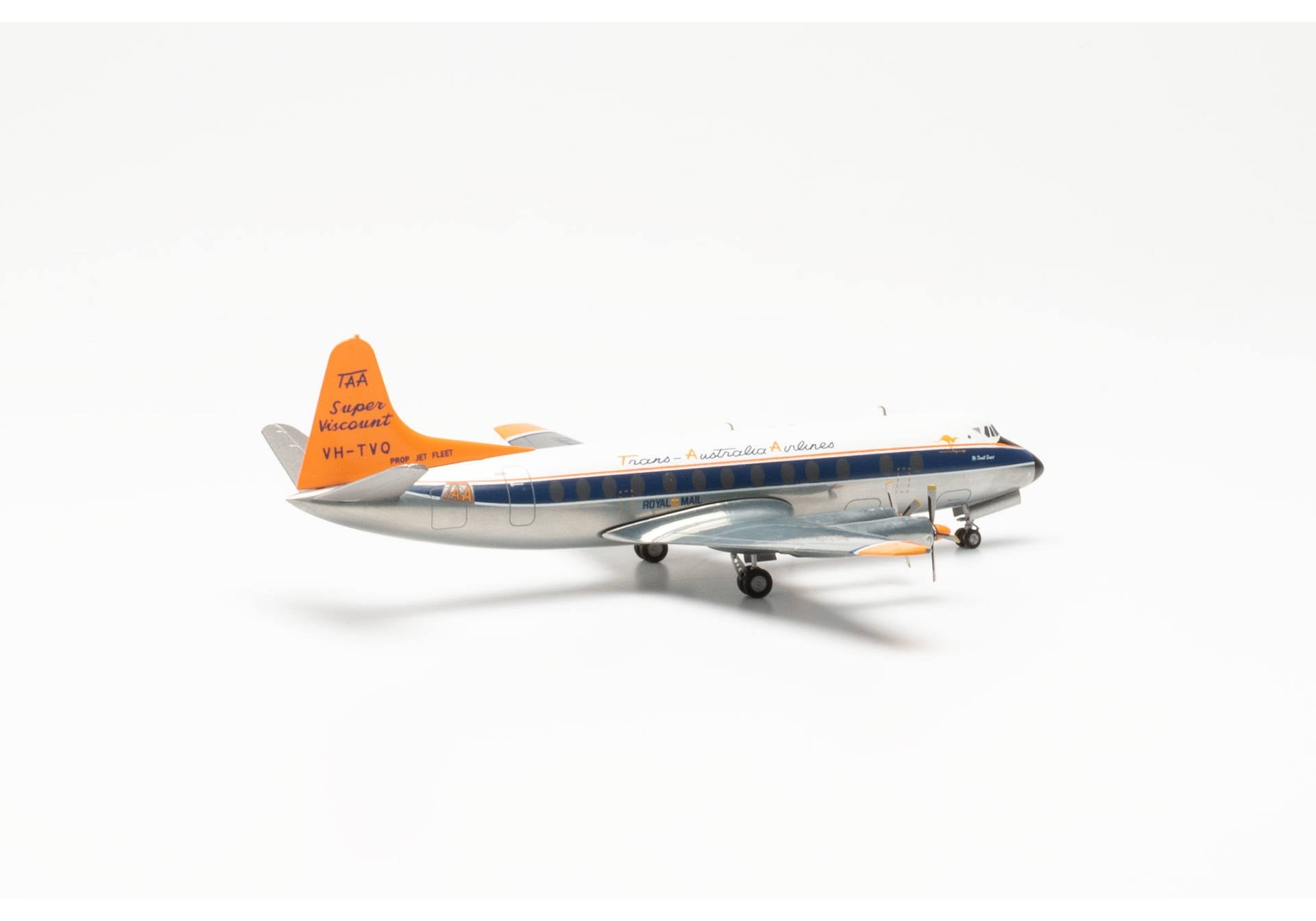 Herpa HE572859 1/200 TAA Trans Australian Airlines Vickers Viscount 800 VH-TVQ "McDouall Stuart"