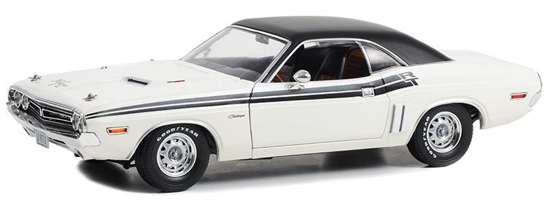 GreenLight GL-13668 1/18 1971 Dodge Challenger R/T (8867954983149)