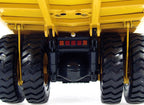 Universal Hobbies Komatsu HD605 1/50 (2)