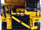 Universal Hobbies Komatsu HD605 1/50 (3)