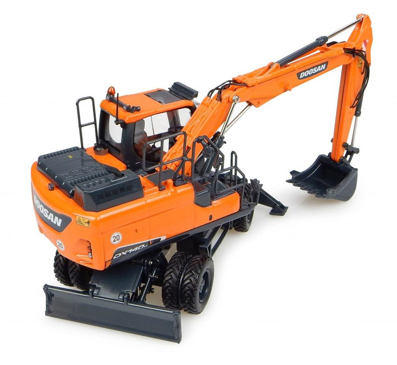 Universal Hobbies UH-8108 1/50 Doosan DX140