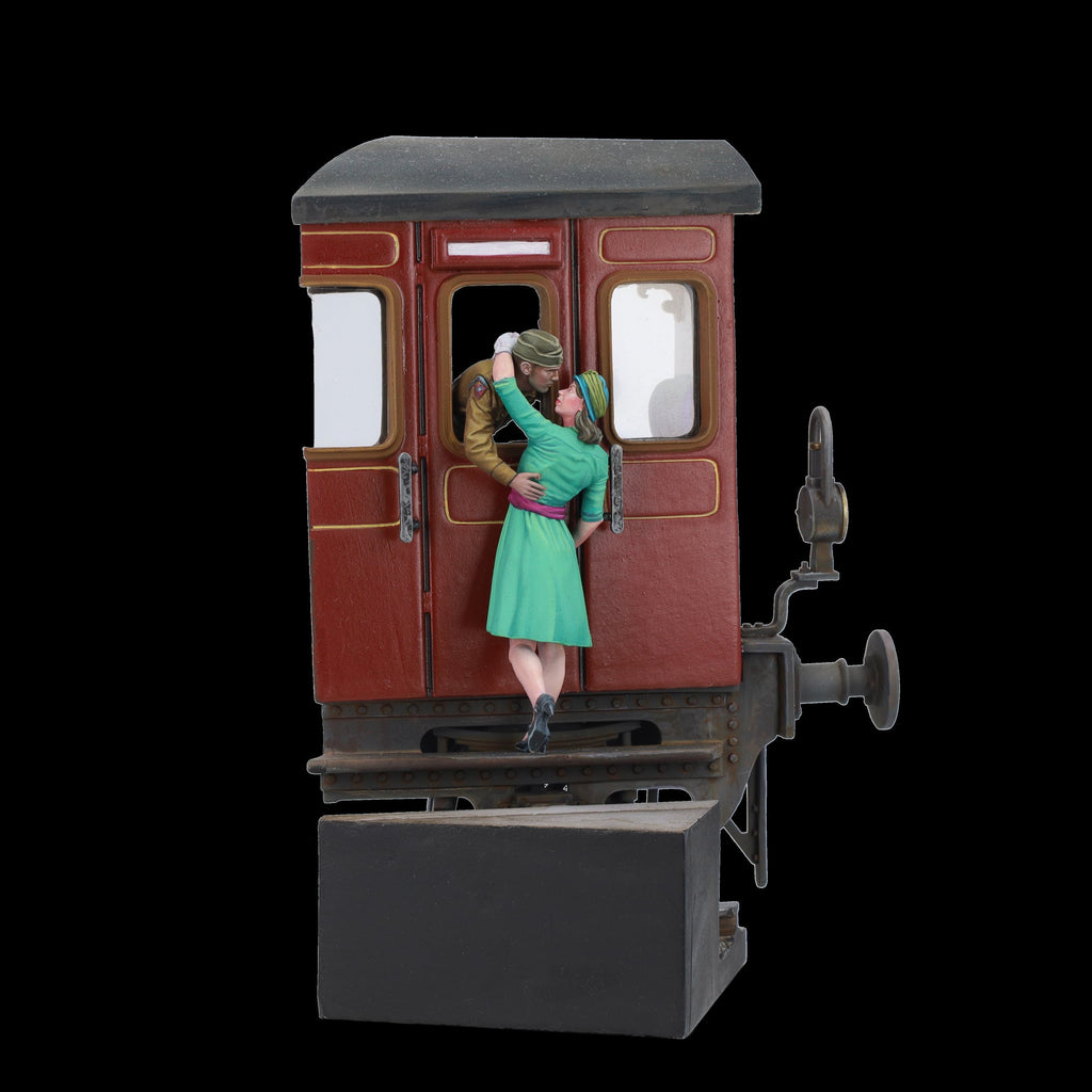 Scale 75 Figures Warfront Alice & Johnny (Charing Cross; 1940) (5)