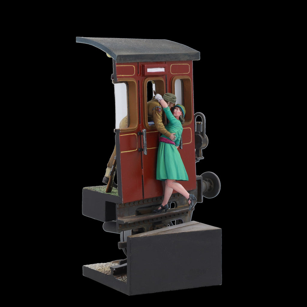 Scale 75 Figures Warfront Alice & Johnny (Charing Cross; 1940) (37)