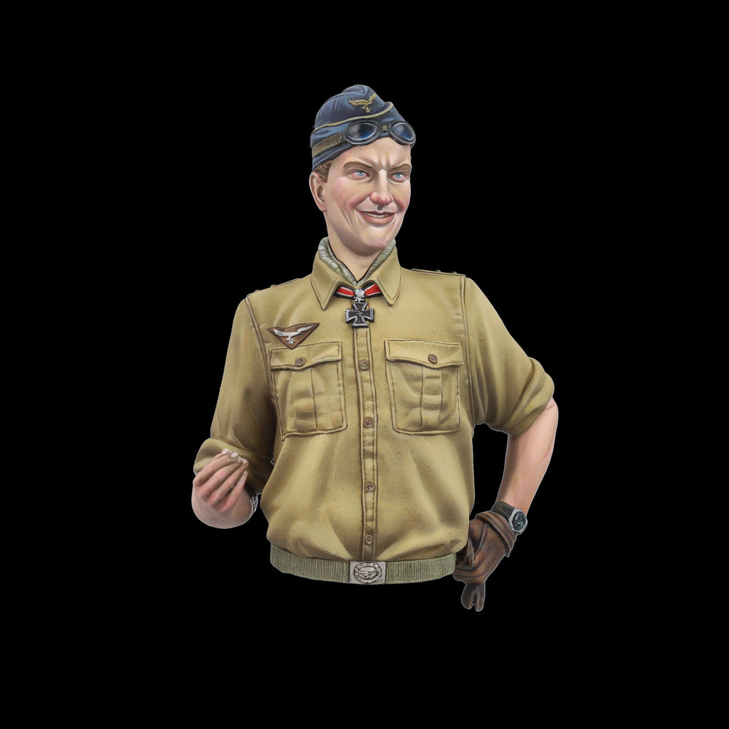 Scale 75 Figures Warfront Hans-Joachim Marseille 1:10 (3)