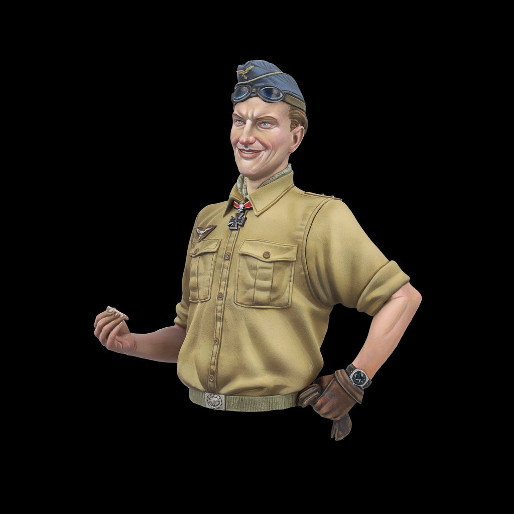 Scale 75 Figures Warfront Hans-Joachim Marseille 1:10 (7)