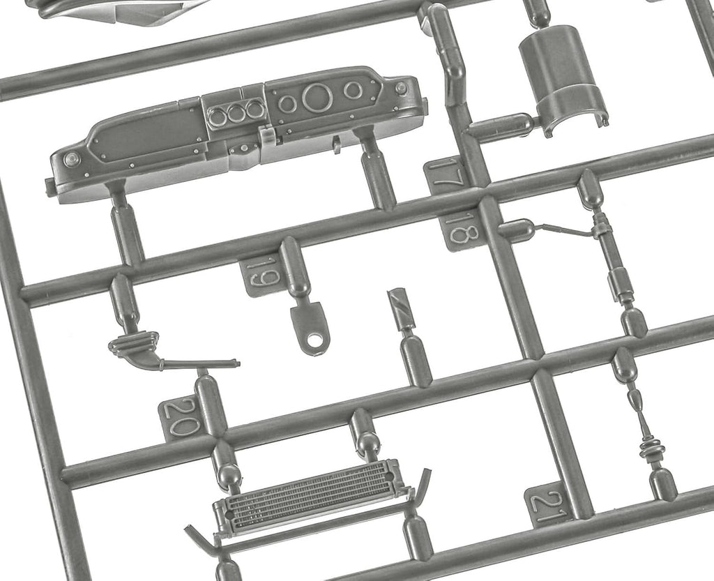 Hasegawa 20749 1/24 ISUZU BELLETT 1600GTR RACE CONFIGURATION [LIMITED EDITION] - Hobby City NZ