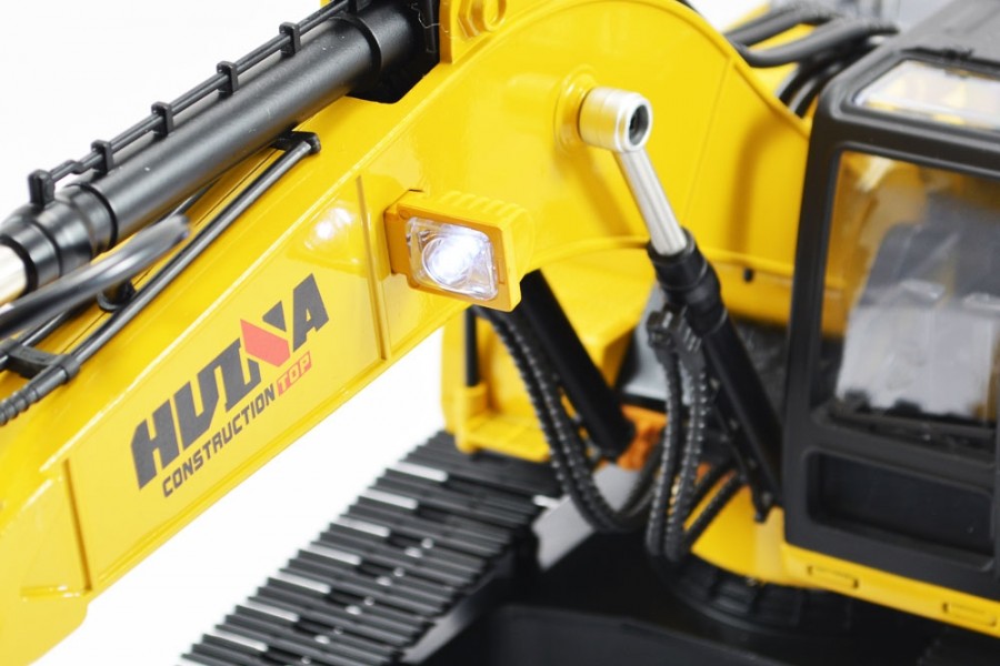 Huina 1580 V4 RC Excavator 23Ch 1/14 Scale 2020 Version w/gift case - Hobby City NZ (8347090026733)