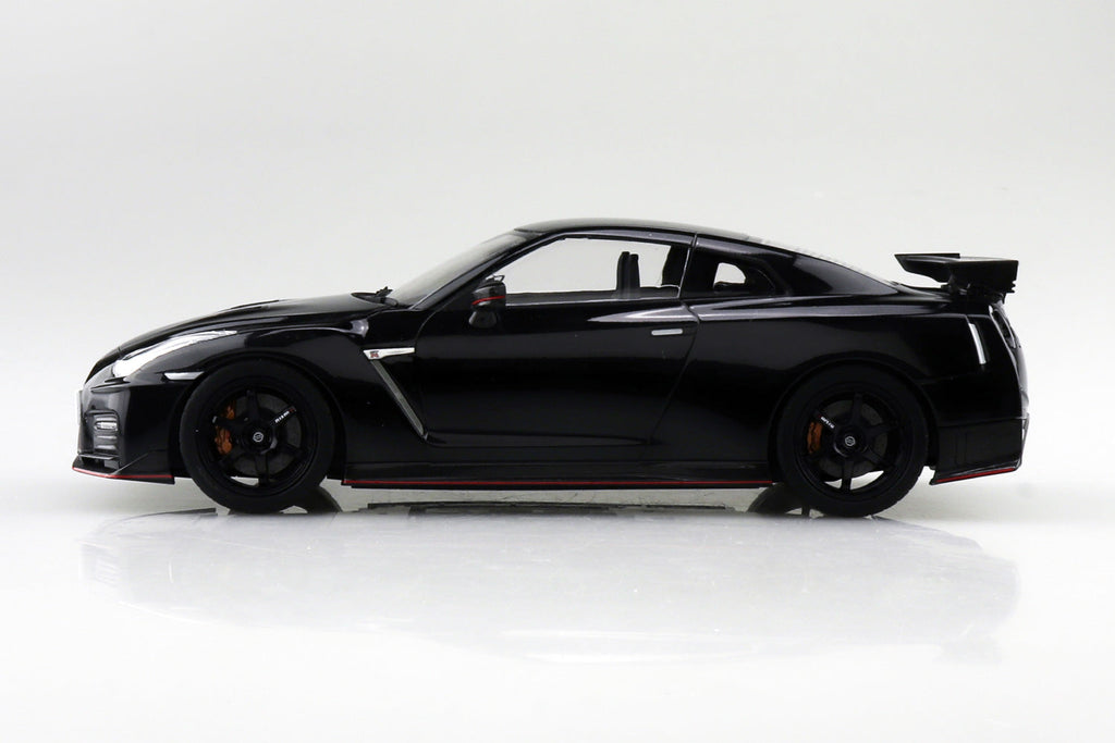 Aoshima 1/24 SNAP R35 NISSAN GT-R Nismo 2017 Meteor Flake Black (4)