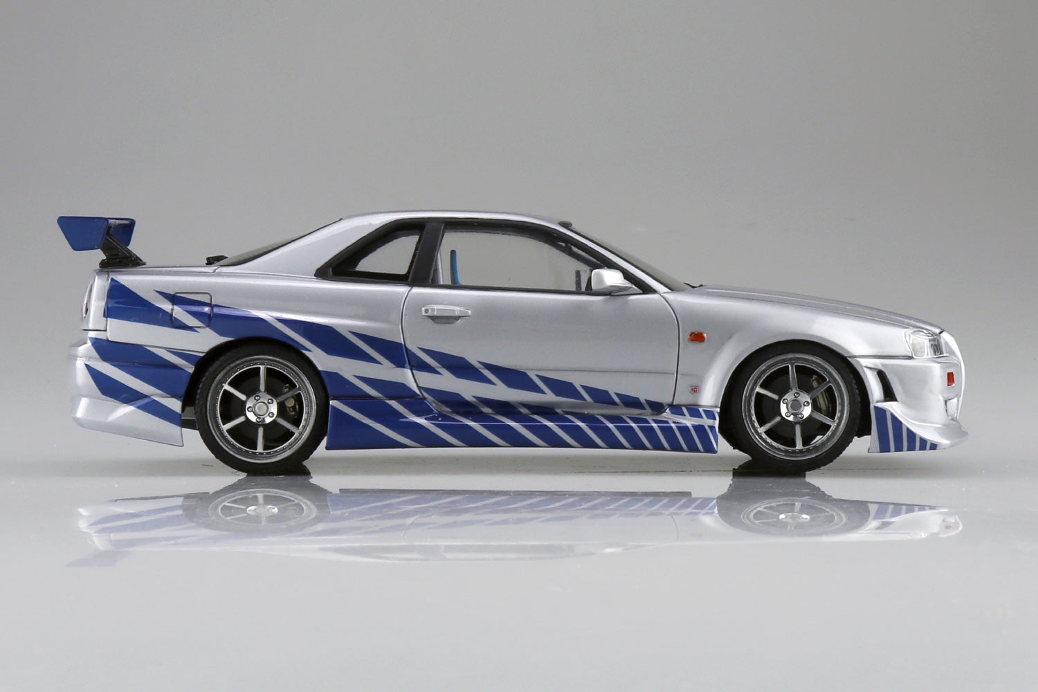 Aoshima 1/24 Fast & Furious R34 SKYLINE GT-R (5)