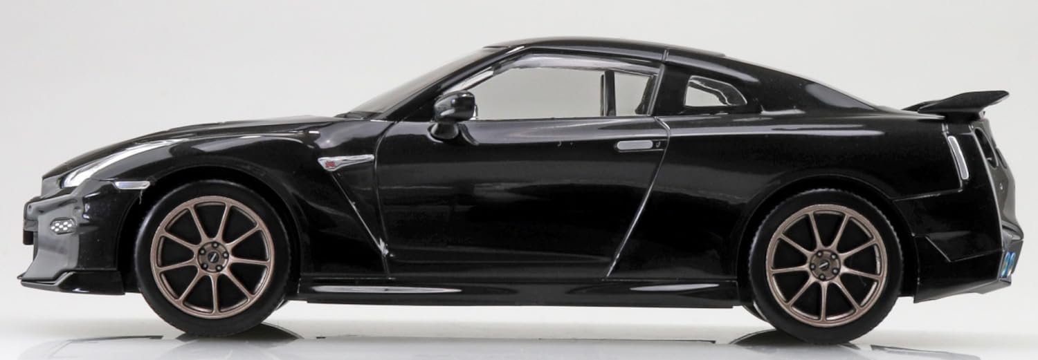 Aoshima 6891 1/32 SNAP NISSAN R35 NISSAN GT-R 2024 (Meteor Flake Black Pearl )