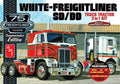 AMT 1046 1/25 White Freightliner 2-in-1 SC/DD Cabover Tractor (75th Anniversary) (8324590797037)