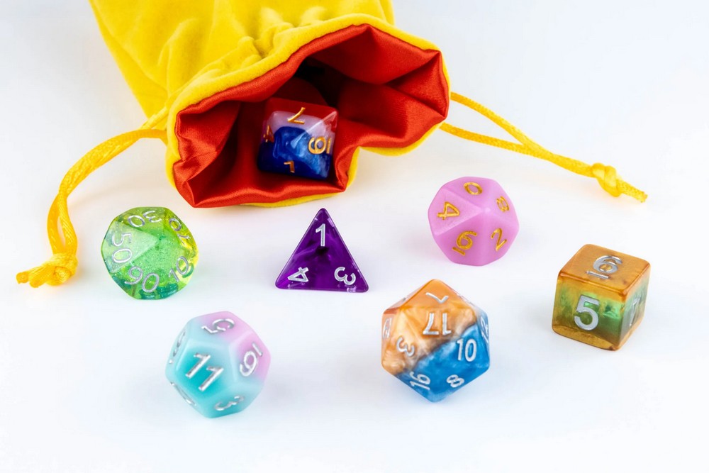 MDG FanRoll MDG9006 Small Velvet Dice Bag Gold w/ Red Satin