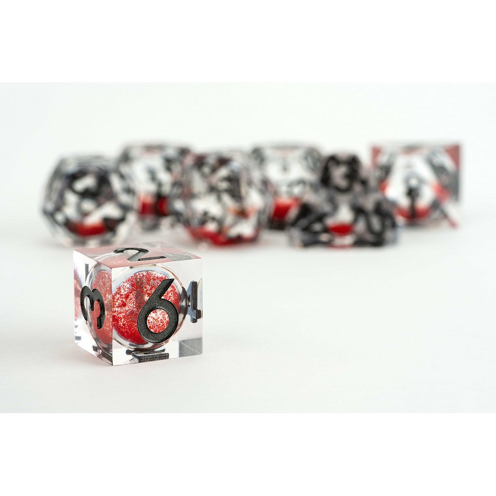 MDG FanRoll MDG10969 D&D Liquid Core Dice Set