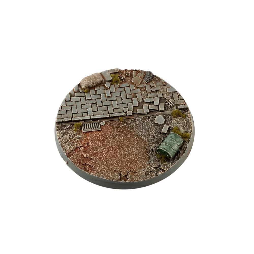 Gamers Grass GGB-UWR90 Battle Ready Bases Urban Warfare Round 90mm (x1)