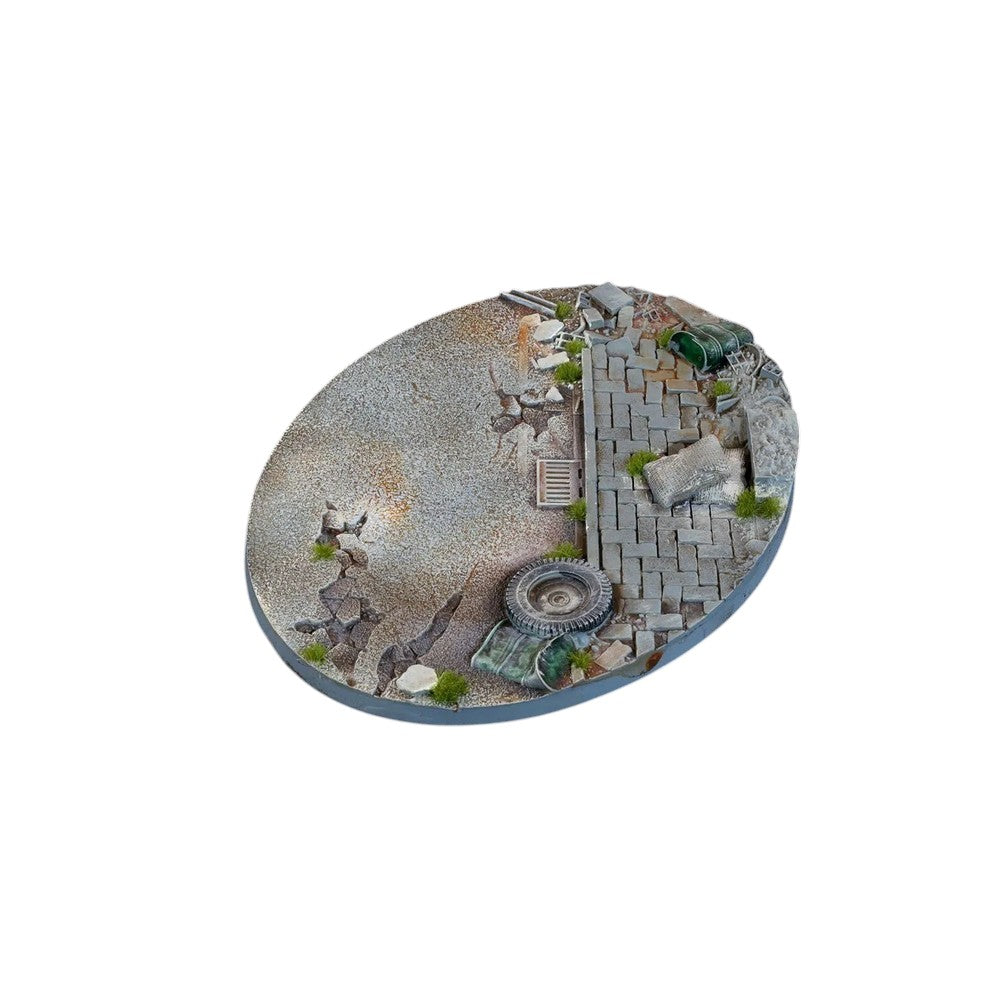 Gamers Grass GGB-UWO120 Battle Ready Bases Urban Warfare Oval 120mm (x1)