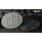 Gamers Grass GGB-SPO120 Battle Ready Bases Spaceship Corridor Oval 120mm (x1)