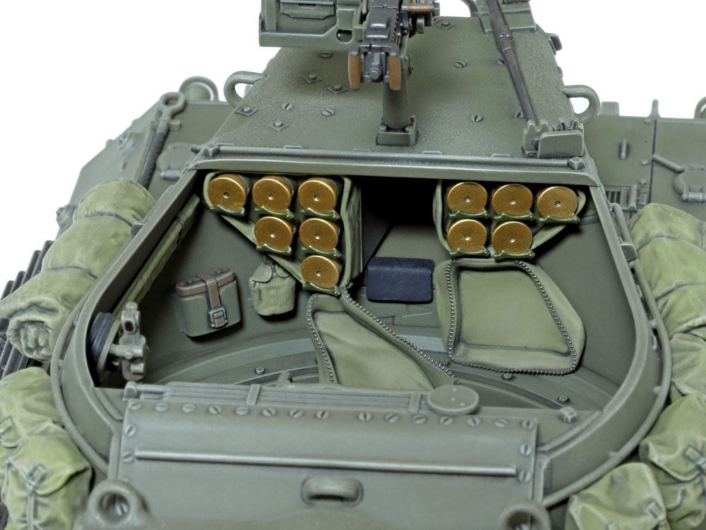 Tamiya U.S. Destroyer M36 Tank Kit 1/35 Scale (3)
