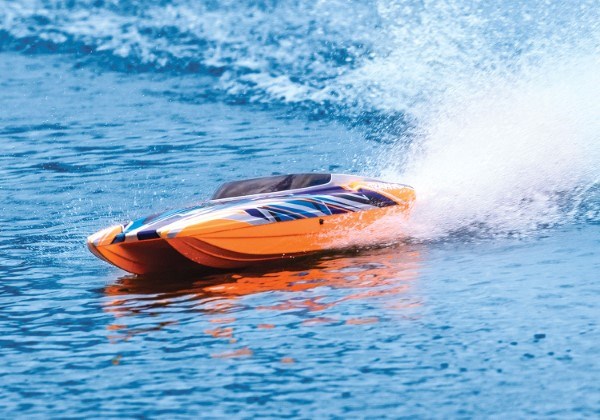 Traxxas 57046-4 - DCB M41 Widebody Catamaran TSM Brushless RTR (7478625239277)