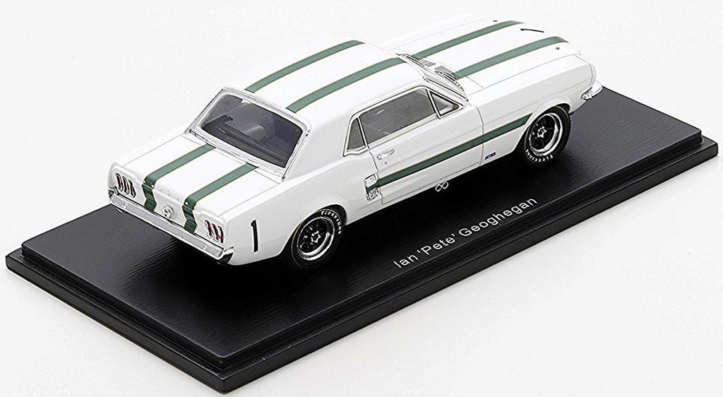 Biante 1/43 FORD MUSTANG 1967 ATCC WINNER - GEOGHEGAN (3)