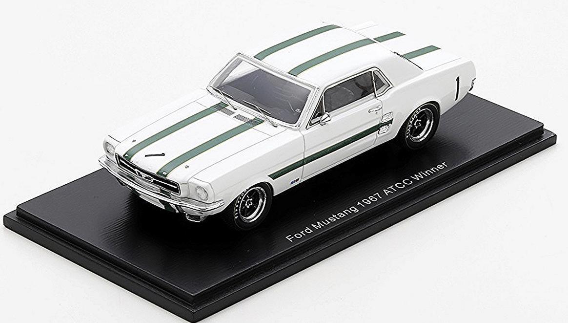 Biante 1/43 FORD MUSTANG 1967 ATCC WINNER - GEOGHEGAN
