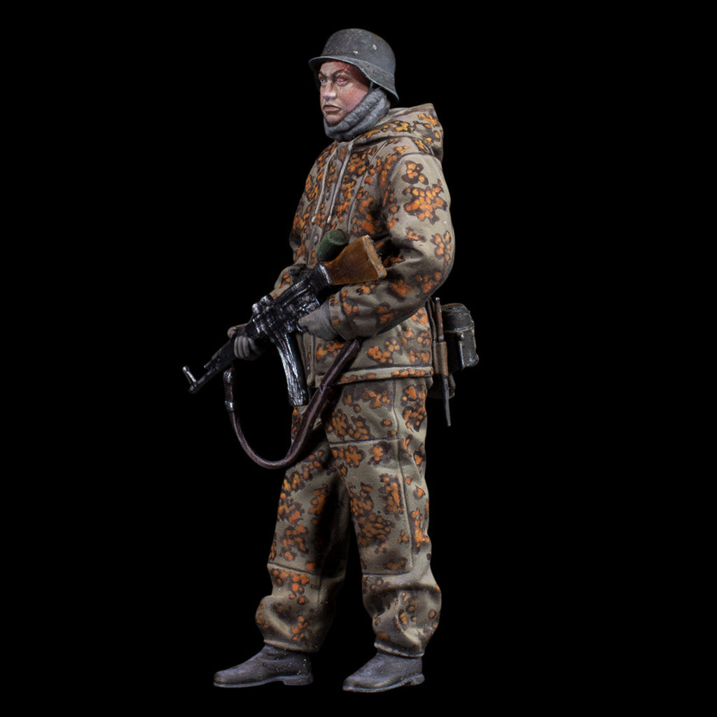 Scale 75 Figures Warfront Waffen Soldier 35mm (4)