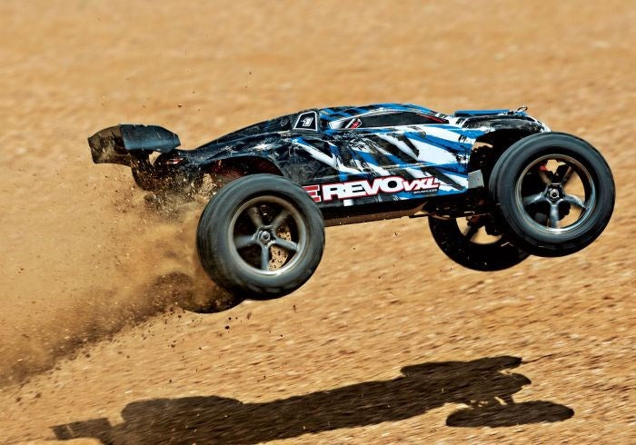 Traxxas E-Revo VXL RC Monster Truck 1/16 Scale (2)