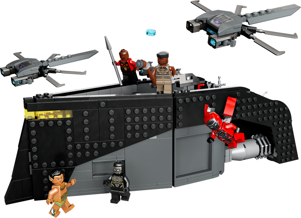 LEGO Black Panther: War on the Water 76214 (3)
