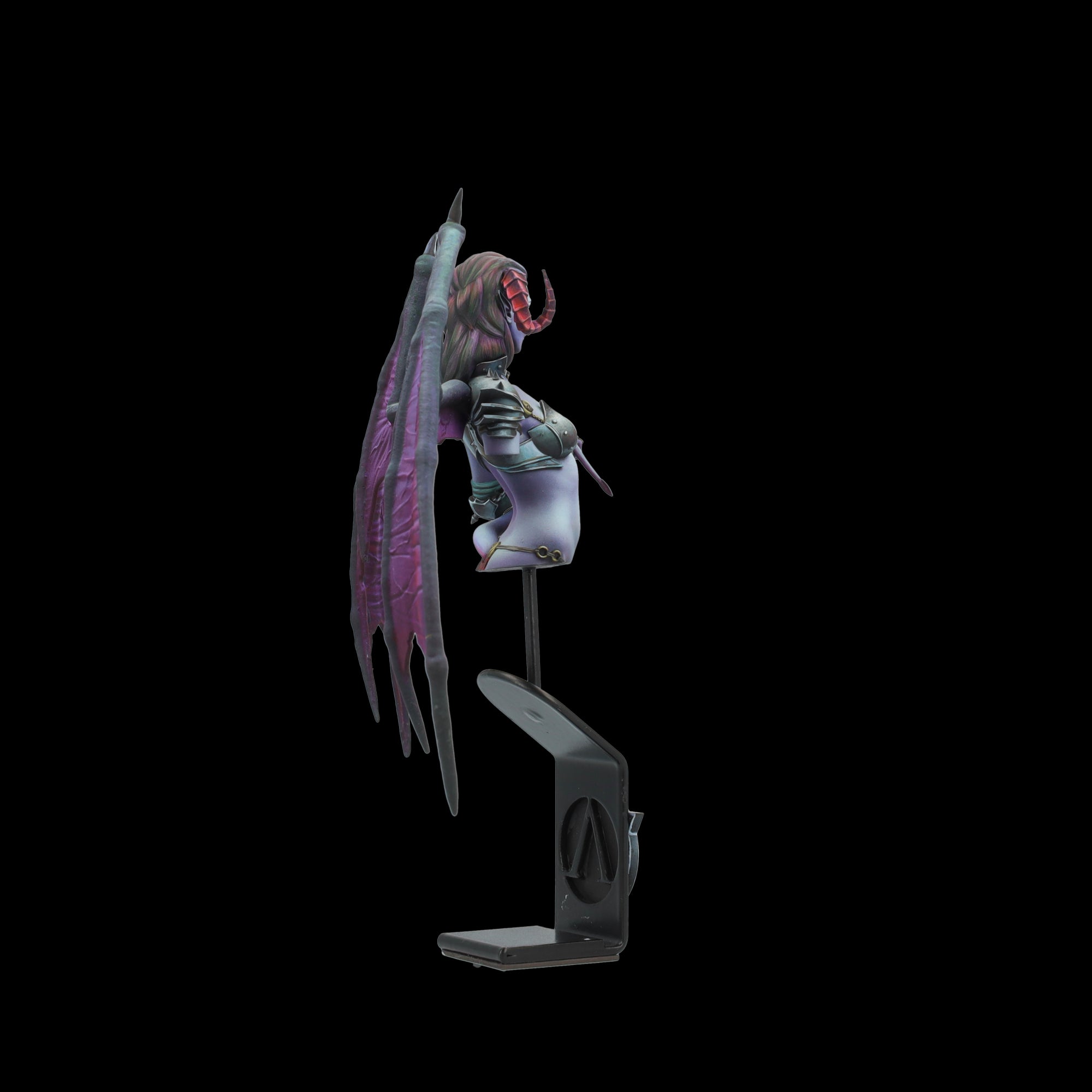 Scale 75 Busts The Chronicles of Run Loreen Damned Lust 1:12 (15)