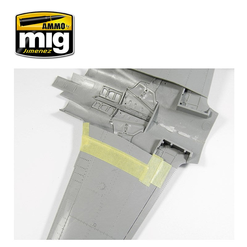 AMMO by Mig Jimenez A.MIG-2034 ANTI-SLIP PASTE - BLACK COLOR FOR 1/72 & 1/48 (2050571862065)