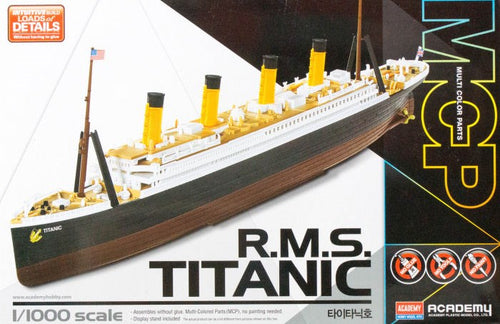 Academy 1/1000 R.M.S TITANIC "CENTENARY"