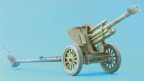 AFV Club 35089 1/35 German leFH 18/40 10.5cm Howitzer (Late Version) (9120450674925)