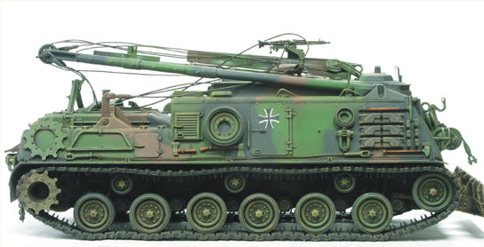 AFV Club 35S33 1/35 German M88A1G Bergepanzer M88A1G Recovery Tank (9120454246637)
