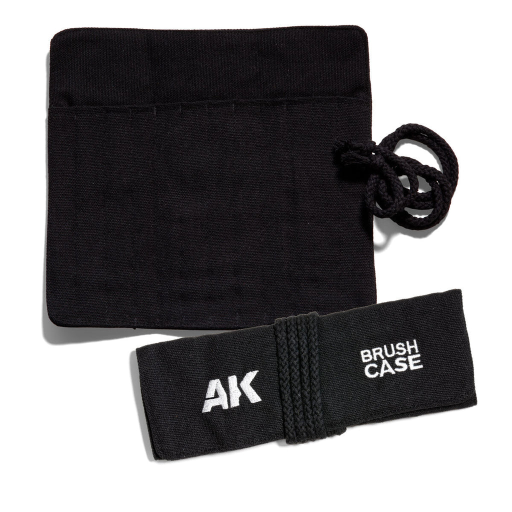 AK Interactive AKB100 Synthetic Cloth Case for Brushes