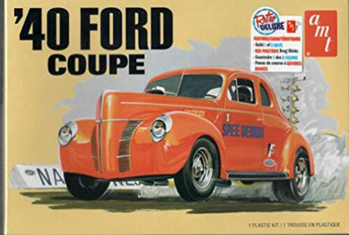AMT 1141 1/25 1940 Ford Coupe