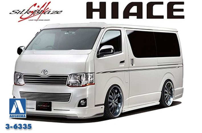 Aoshima 6335 1/24 SILK BLAZE TRH200V HIACE VER III'10 (8278346465517)