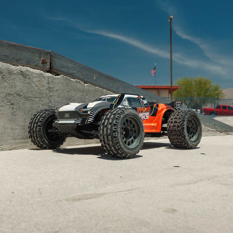 ARRMA Vorteks Mega 550 Brushed 2WD RTR with Battery & Charger RC Stadium Truck 1/10 Scale (24)