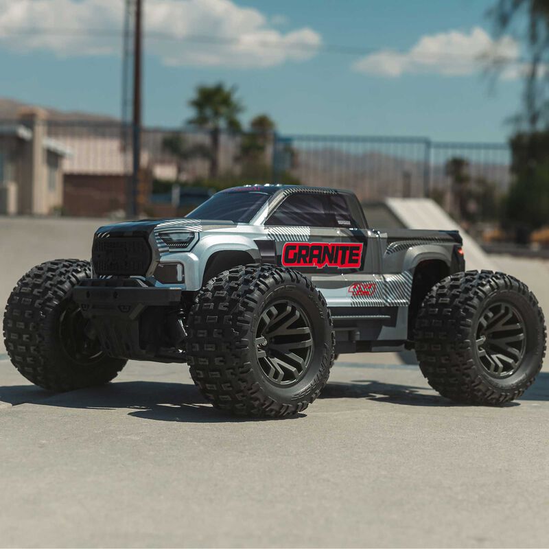 ARRMA Granite 223S DSC 4X4 RTR Brushless RC Monster Truck 1/10 Scale (19)