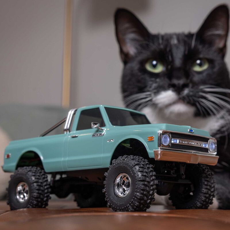 Axial SCX30 Chevrolet K10 4x4 Ready to Run Brushed RC Crawler 1/30 Scale (45)