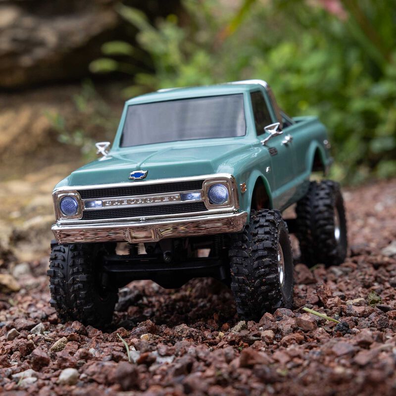 Axial SCX30 Chevrolet K10 4x4 Ready to Run Brushed RC Crawler 1/30 Scale (17)