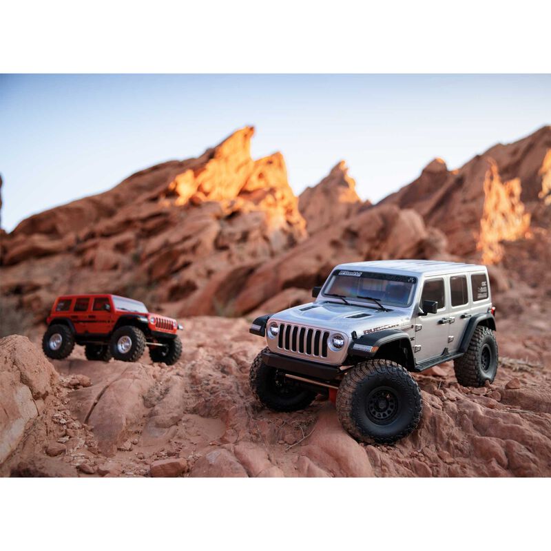Axial SCX6 Jeep JLU Wrangler 4WD RTR Silver RC Crawler 1/6 Scale (22)