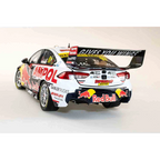 Biante 1/18 HOLDEN ZB COMMODORE - VAN GISBERGEN/WHINCUP (2)