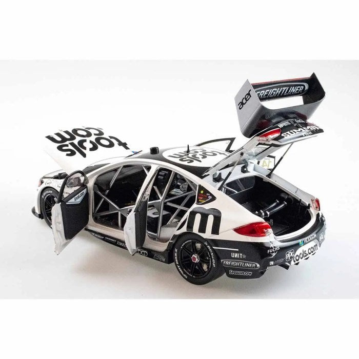Biante B18H21M 1/18 Holden ZB Commodore - #14 Hazelwood 2021 WD-40 Townsville SuperSprint Race 19