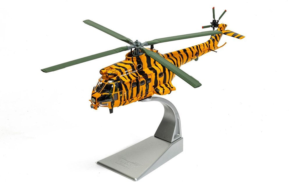 Corgi AA27006 1/72 Wstlnd Puma -NATOTigrLvry - Hobby City NZ