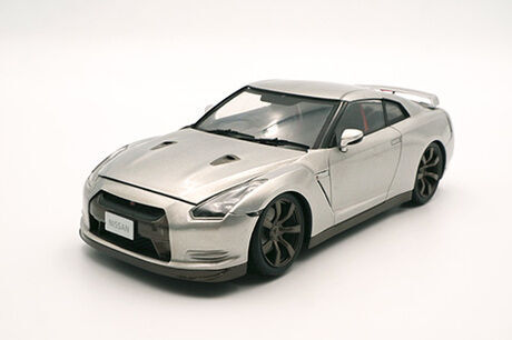 Fujimi 04748 Nissan GT-R (ID-2) Plastic Model Kit