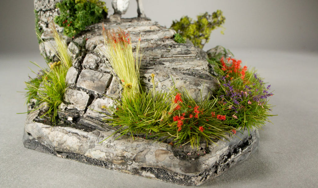 Woodland Scenics G6626 Light Green Tufts All Game Terrain (8932314022125)