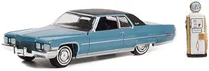 GreenLight GL-97130-A 1/64 1972 Cadillac Coupe deVille with Gas Pump (8847290695917)