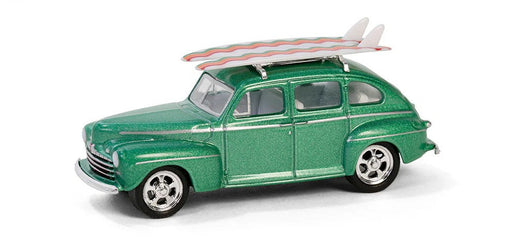 GreenLight GL-62010-C 1/64 1946 Ford Super Deluxe (8888925421805)