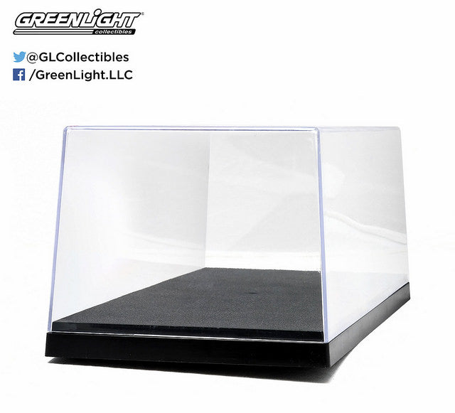 Greenlight Acryilic Case with Plastic Base 1/18