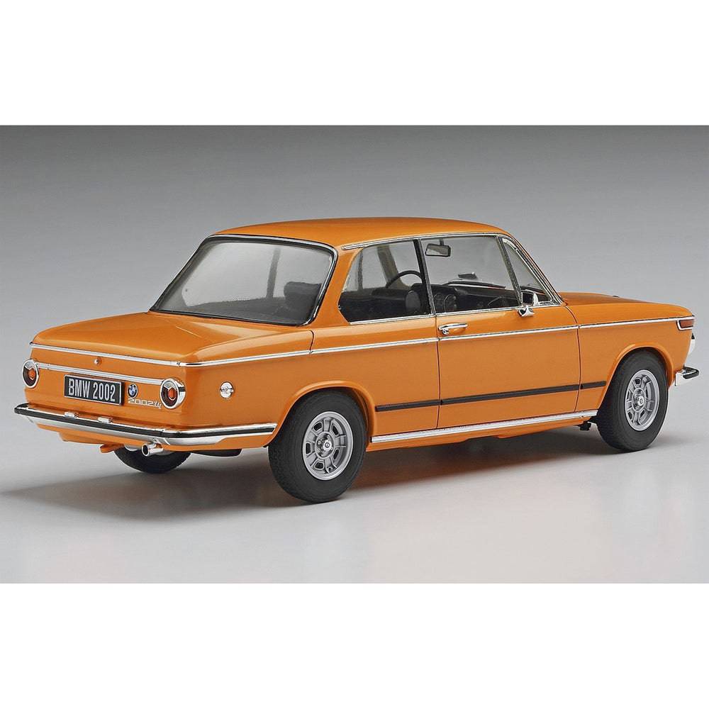 Hasegawa 1/24 BMW 2002 tii (5)